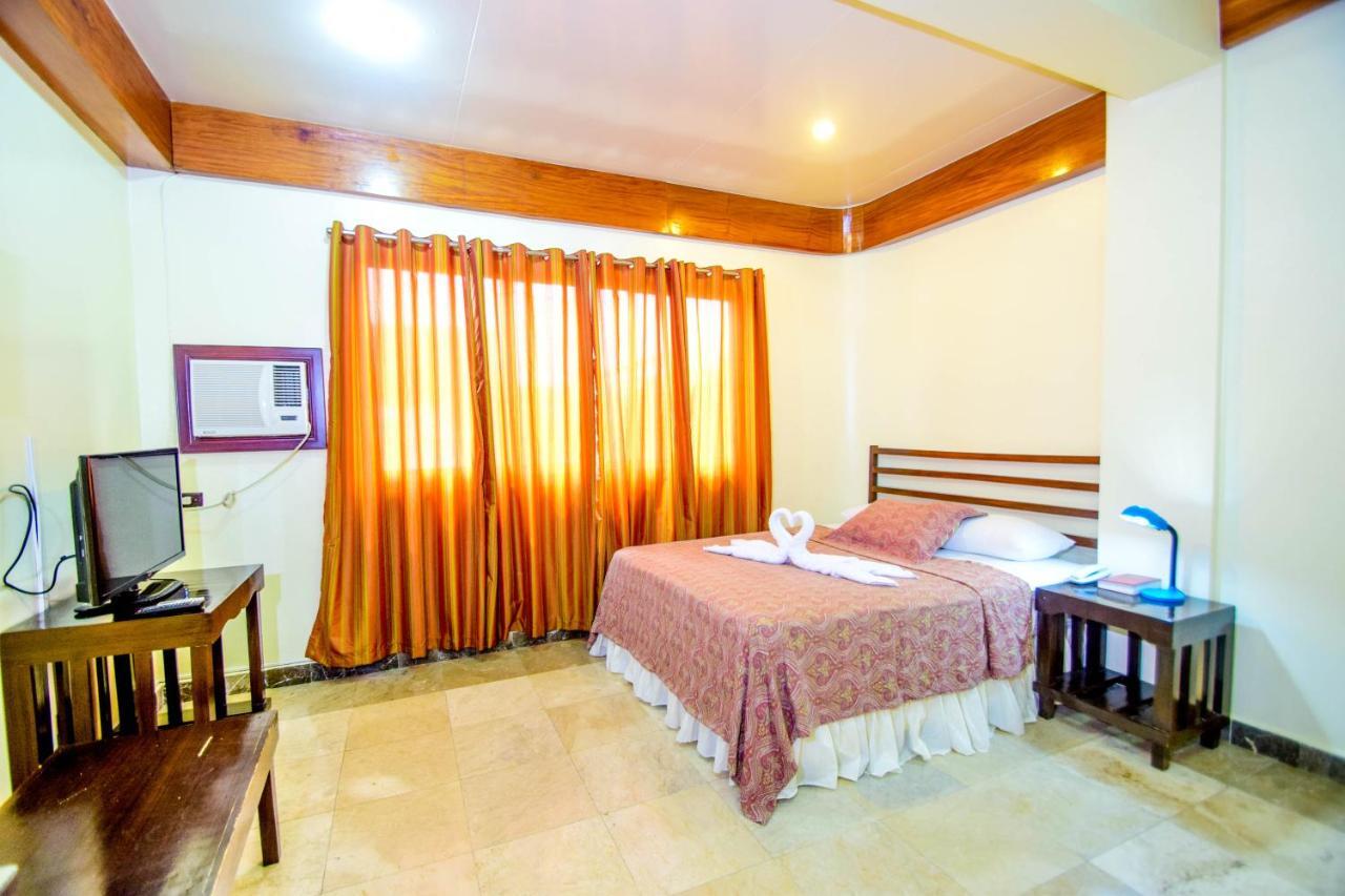 Kalibo Hotel Экстерьер фото